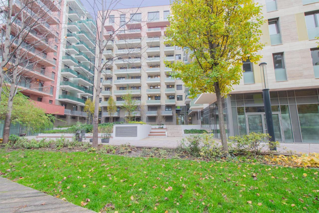 Corvin Modern Two Bedroom Apartment Free Parking Budapest Exterior foto