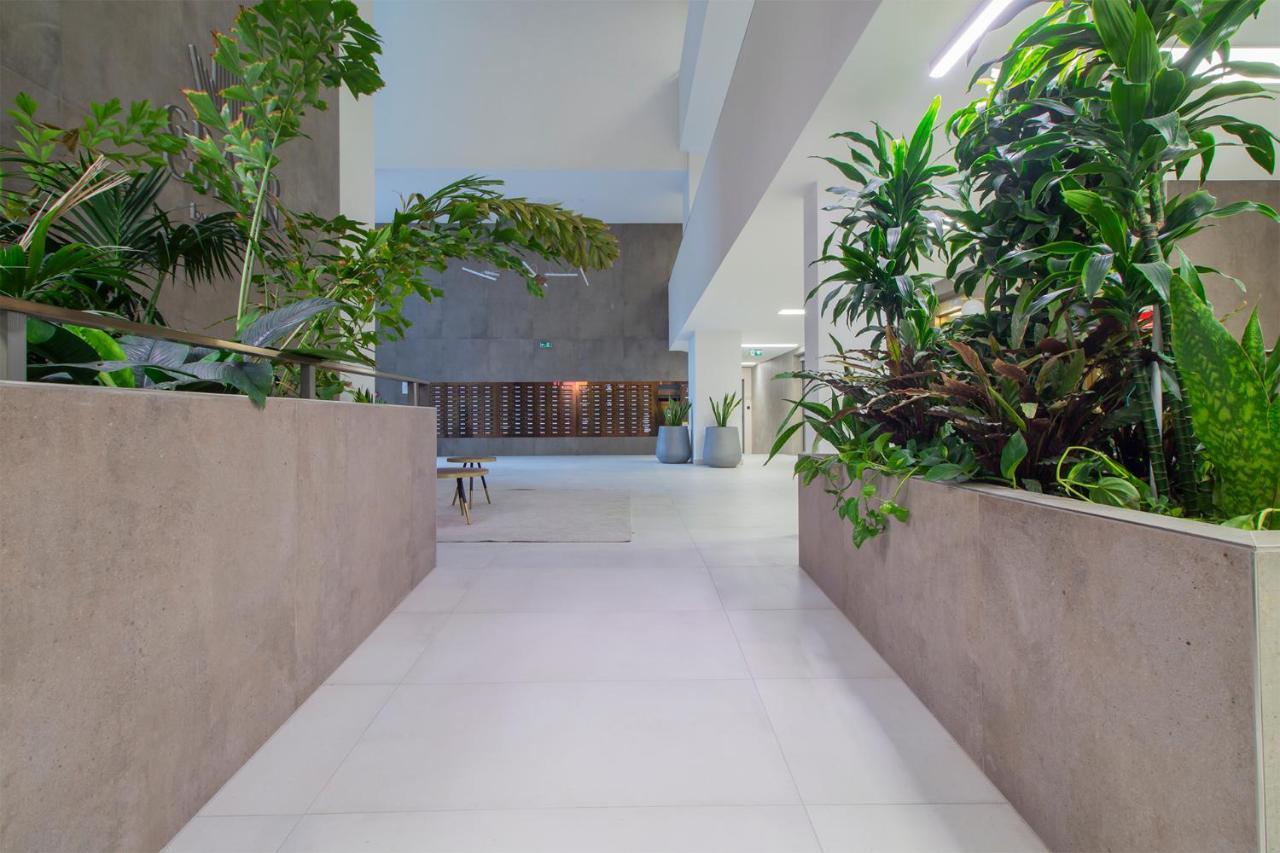 Corvin Modern Two Bedroom Apartment Free Parking Budapest Exterior foto